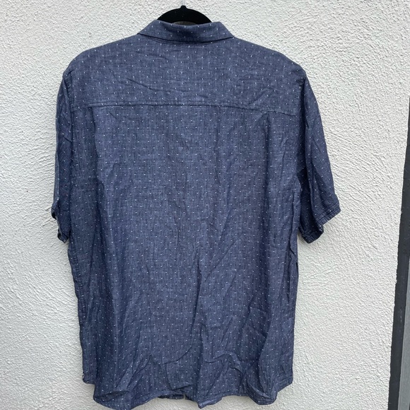 Weatherproof Button Up - Picture 8 of 10